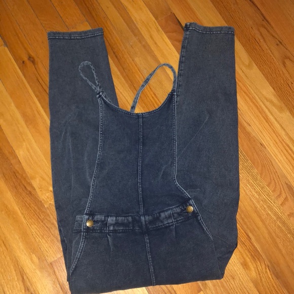 Z Supply XS only THE KNIT DENIM OVERALLS - Picture 3 of 5
